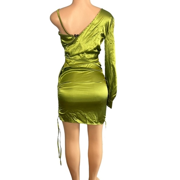 Pretty Little Things Olive Satin One Shoulder Ruched Bodycon Dress - Picture 6 of 10